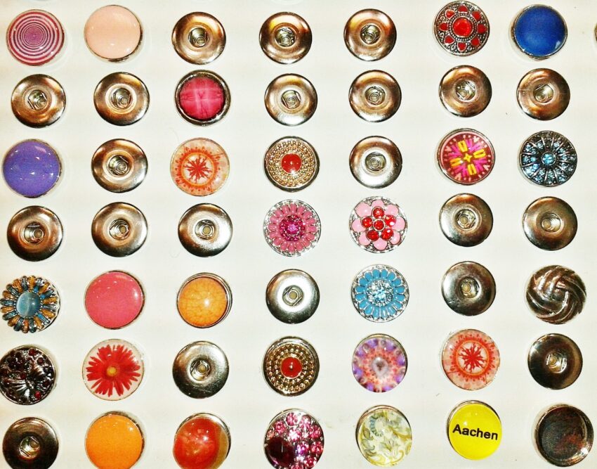 Les pin’s de drapeaux pour afficher son patriotisme