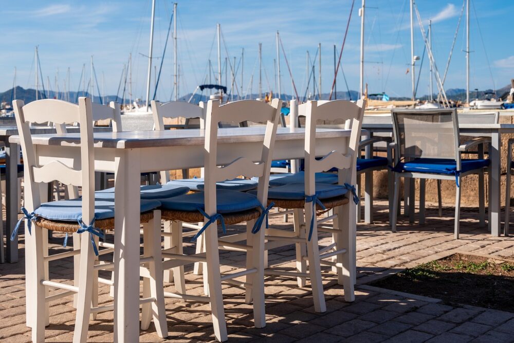 Comment un restaurant peut dynamiser l’économie locale à Pornic