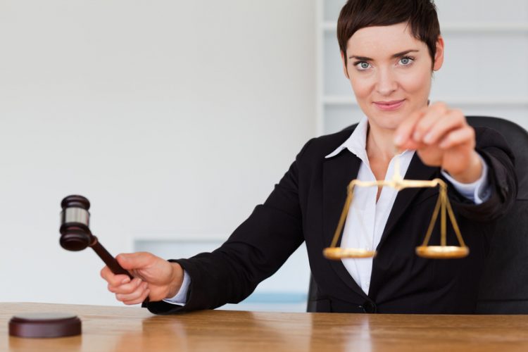 Quelle est l’importance d’un huissier de justice pour une entreprise ?