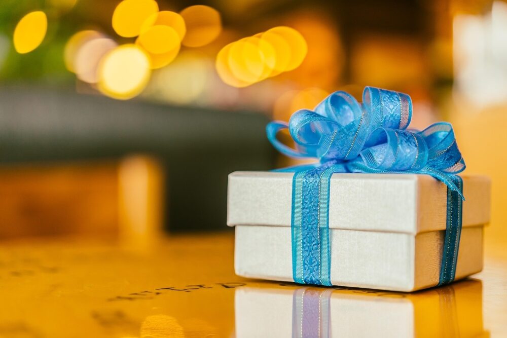 Pourquoi offrir un cadeau de fin d’année à ses clients ?