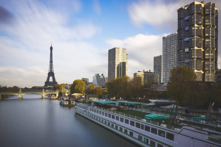 locaux entreprise zones implantation Paris
