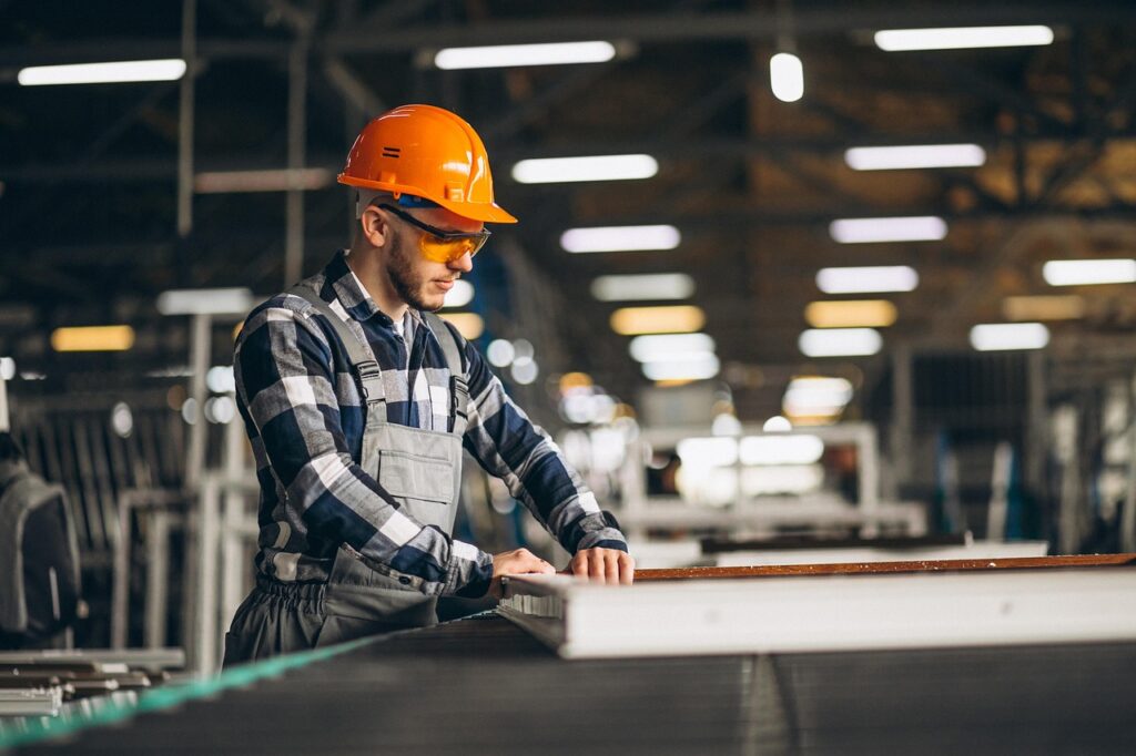Pourquoi utiliser une machine de nettoyage de pièce dans le secteur industriel ?
